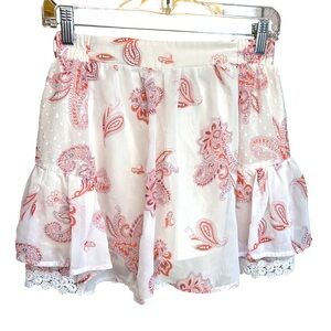 White and Pink Paisley Skorts with lace trim XL